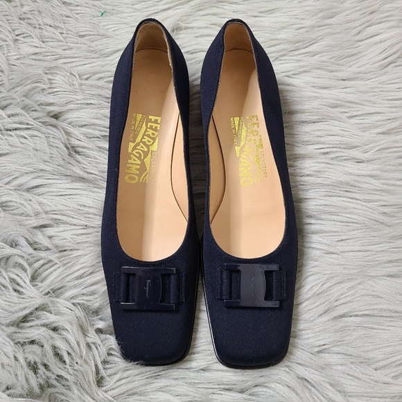 Salvatore Ferragamo 8AA Narrow Square Toe Heels - Picture 1 of 7